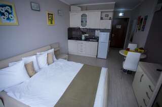Апарт-отели Apart Hotel Sea Towers Batumi Батуми Апартаменты с видом на море-2