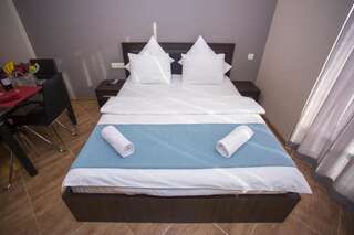 Апарт-отели Apart Hotel Sea Towers Batumi Батуми Апартаменты с видом на море-6
