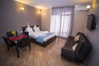 Апарт-отели Apart Hotel Sea Towers Batumi Батуми Апартаменты с видом на море-7