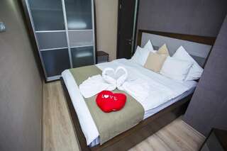 Апарт-отели Apart Hotel Sea Towers Batumi Батуми Апартаменты с видом на море-1